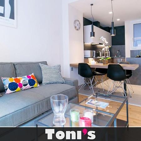 Tonis Le Petit Nicolas 1Bd Apartment In Koukaki! Αθήνα Εξωτερικό φωτογραφία